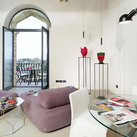 Torre Isola Bella Taormina