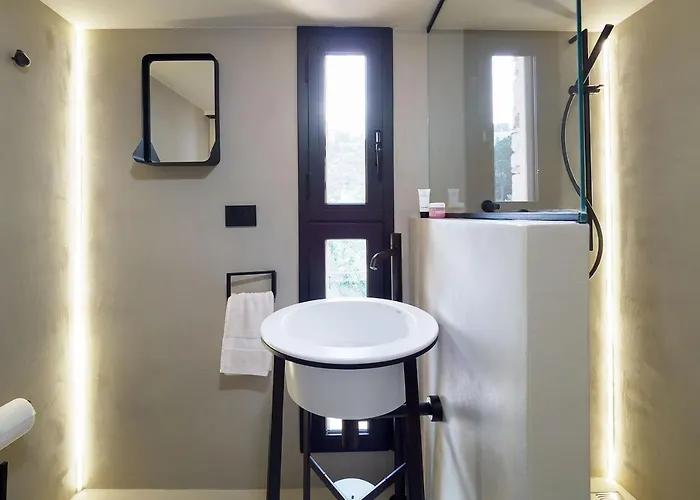 Torre Isola Bella Taormina