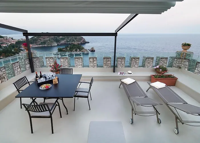 Torre Isola Bella * Taormina