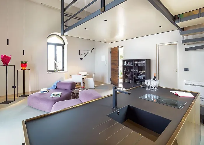 Torre Isola Bella * Taormina